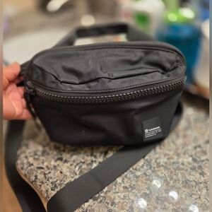 All Day Essentials Belt Bag 2.5L